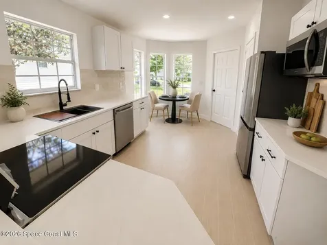 5745 King James Avenue Leesburg FL 34748