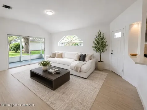 5745 King James Avenue Leesburg FL 34748
