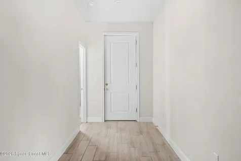 1052 Corbin Circle SW Palm Bay FL 32908