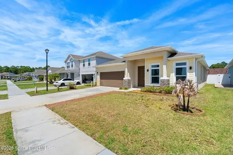 1052 Corbin Circle SW Palm Bay FL 32908