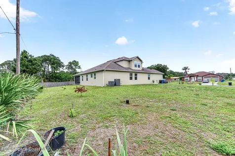 453 Danis Road SW Palm Bay FL 32908