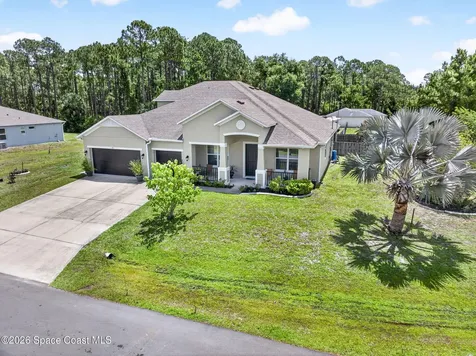 453 Danis Road SW Palm Bay FL 32908