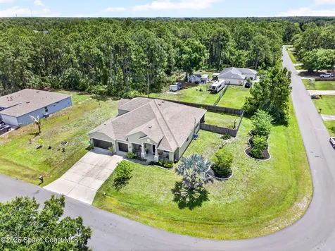 453 Danis Road SW Palm Bay FL 32908