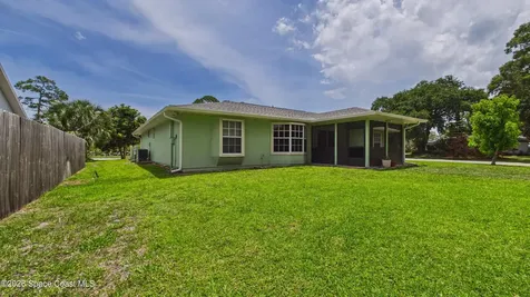 470 Golden Dove Avenue NE Palm Bay FL 32907