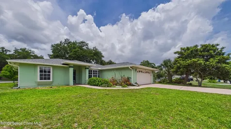 470 Golden Dove Avenue NE Palm Bay FL 32907
