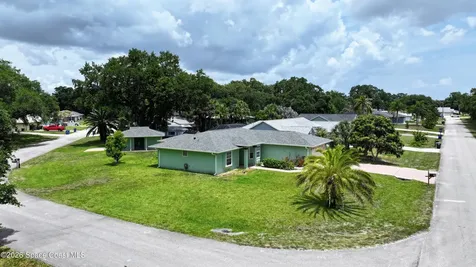 470 Golden Dove Avenue NE Palm Bay FL 32907