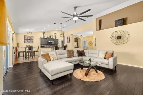 121 Nadell Avenue NW Palm Bay FL 32907