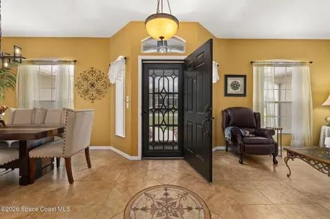 121 Nadell Avenue NW Palm Bay FL 32907