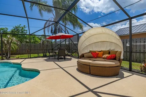 121 Nadell Avenue NW Palm Bay FL 32907