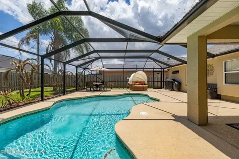 121 Nadell Avenue NW Palm Bay FL 32907