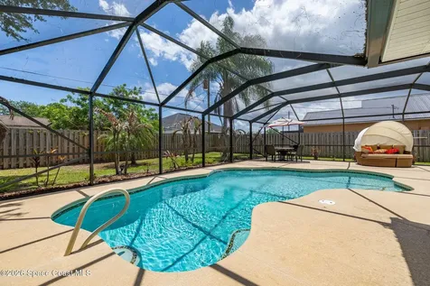 121 Nadell Avenue NW Palm Bay FL 32907