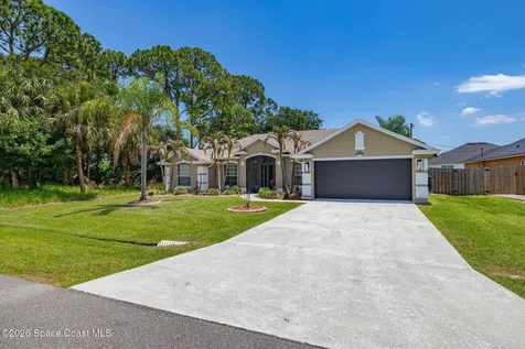 121 Nadell Avenue NW Palm Bay FL 32907