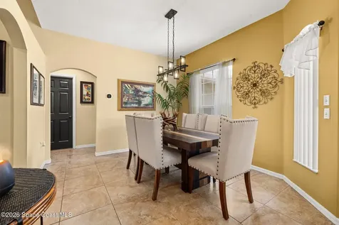 121 Nadell Avenue NW Palm Bay FL 32907