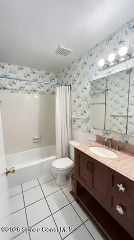 120 E Colonial Court Indian Harbour Beach FL 32937
