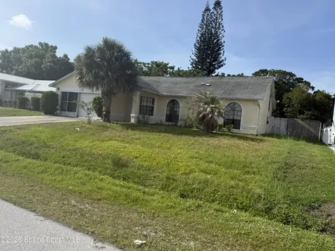 1130 Lynbrook Street NW Palm Bay FL 32907