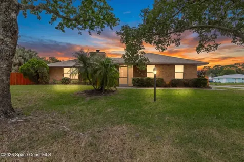 460 Neptune Drive NE Palm Bay FL 32907