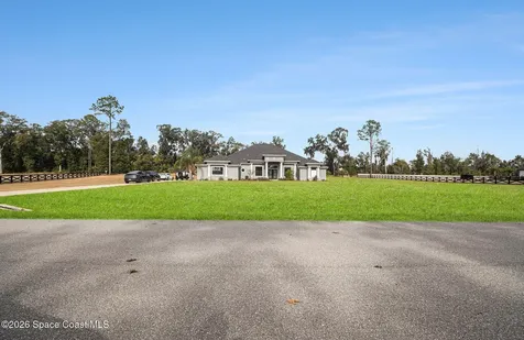 7403 NE 22nd Court Road Ocala FL 34479