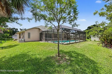 525 Belfast Terrace Sebastian FL 32958