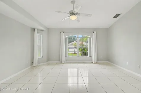 525 Belfast Terrace Sebastian FL 32958