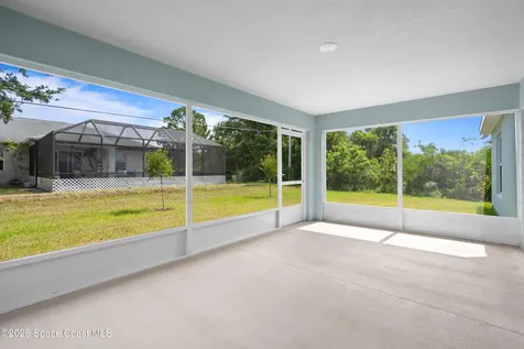 137 Prairie Street SE Palm Bay FL 32909