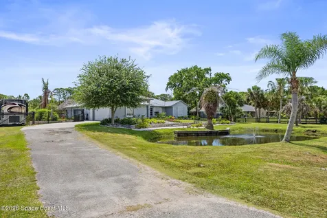 6145 Brabrook Avenue Grant FL 32949