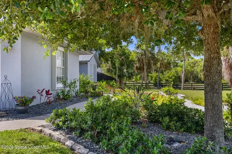 6145 Brabrook Avenue Grant FL 32949