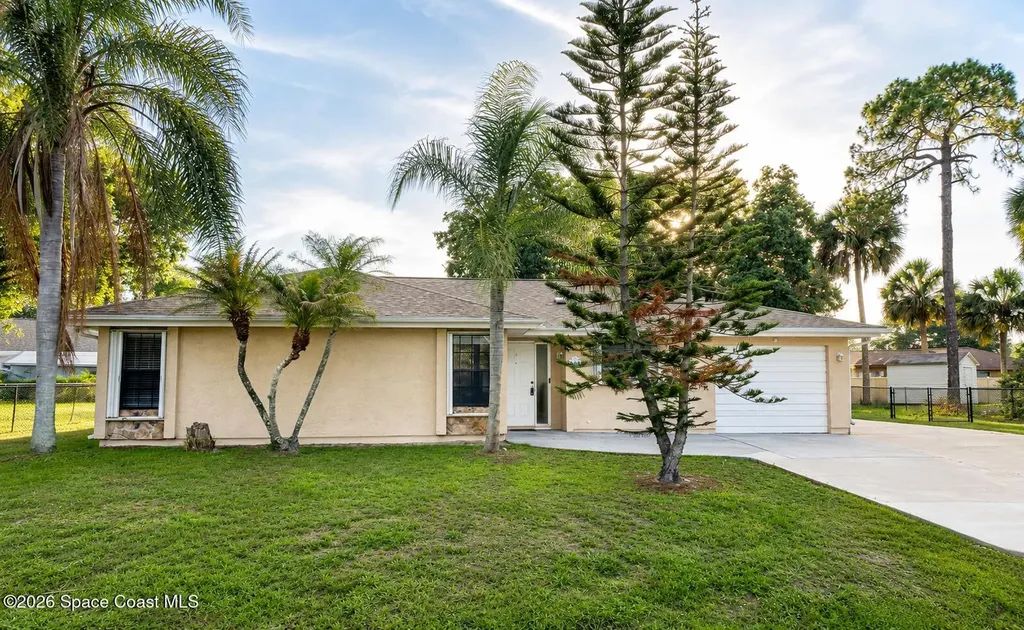 986 Piedmont Avenue NE Palm Bay FL 32907