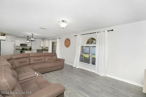 571 Tortuga Way Melbourne FL 32904