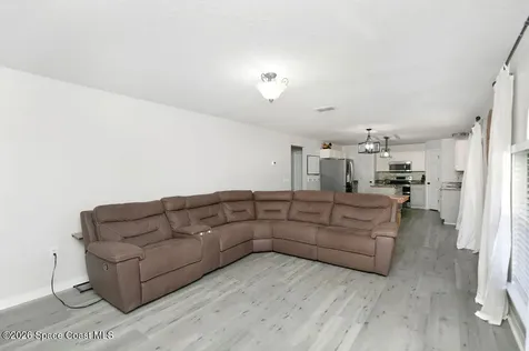 571 Tortuga Way Melbourne FL 32904