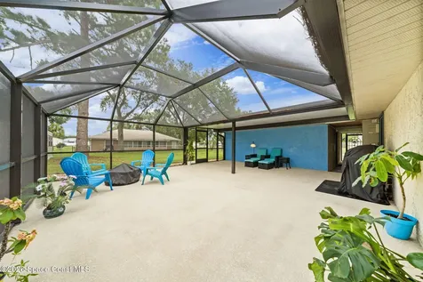 330 Lake Point Place Merritt Island FL 32953