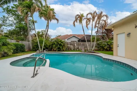 370 Normandy Drive Indialantic FL 32903