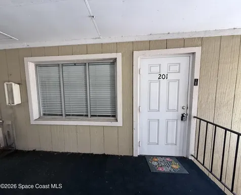 4304 London Town Road Mims FL 32754