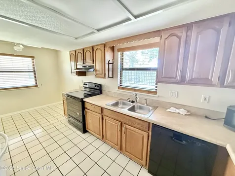5650 N Banana River Boulevard Cocoa Beach FL 32931
