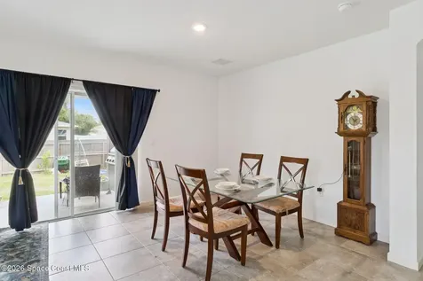 886 Pyracantha Street NW Palm Bay FL 32907