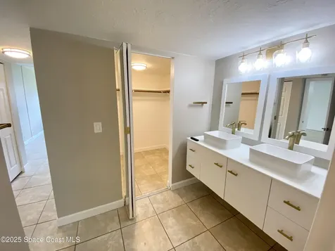 325 Tangle Run Boulevard Melbourne FL 32940