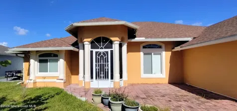 454 Fillmore Avenue NE Palm Bay FL 32907