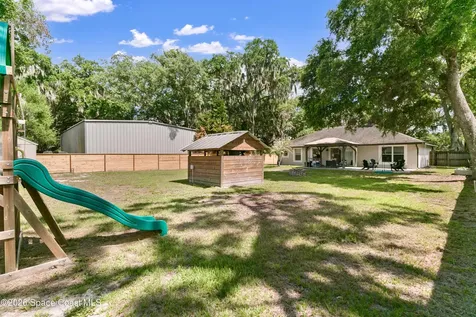 142 E 11th Street Chuluota FL 32766