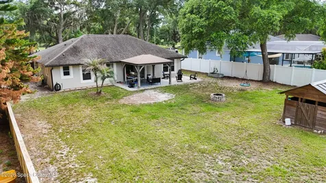 142 E 11th Street Chuluota FL 32766