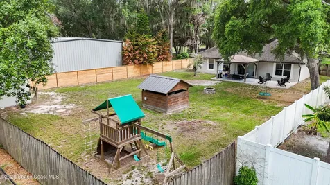 142 E 11th Street Chuluota FL 32766