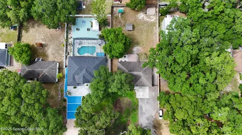 142 E 11th Street Chuluota FL 32766