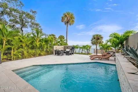 1807, 1809 Riverview Drive Melbourne FL 32901