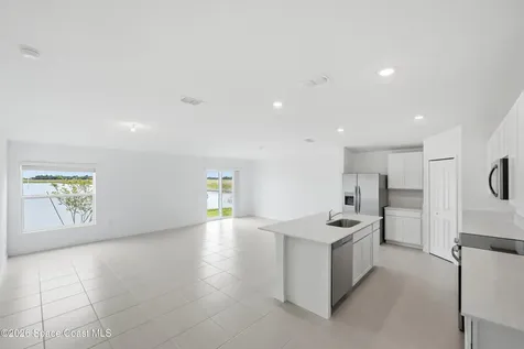 1890 Bayou Avenue SW Palm Bay FL 32908