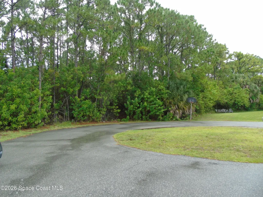 496 Privet Court NW Palm Bay FL 32907