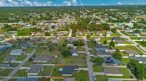 934 Eastlake Street SE Palm Bay FL 32909