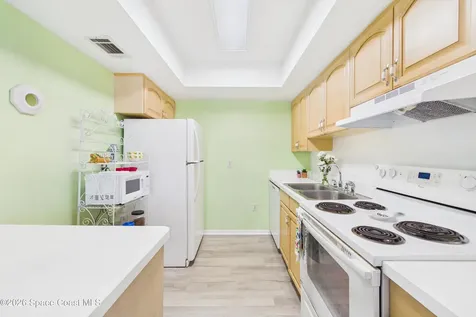 1011 S Miramar Avenue Indialantic FL 32903