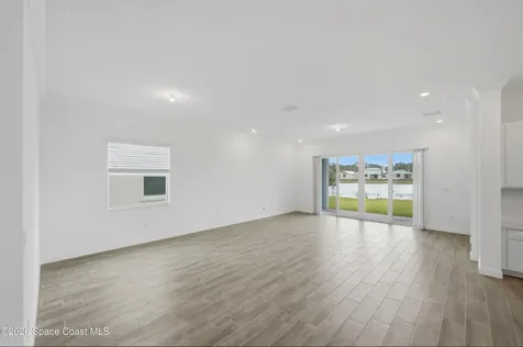 1863 Antarus Drive NW Palm Bay FL 32907