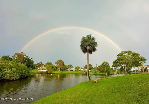 589 Hillside Court Melbourne FL 32935