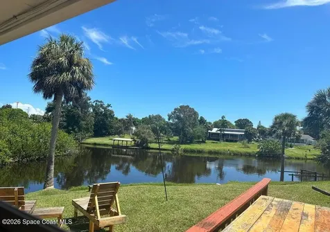 589 Hillside Court Melbourne FL 32935