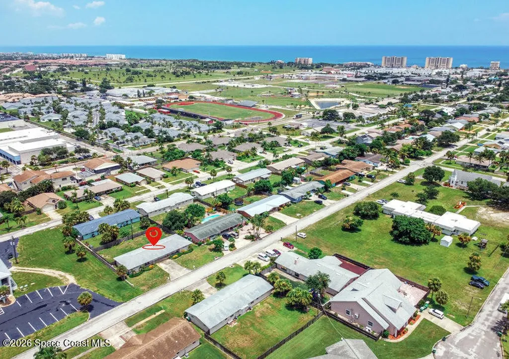 574 Grant Avenue Satellite Beach FL 32937