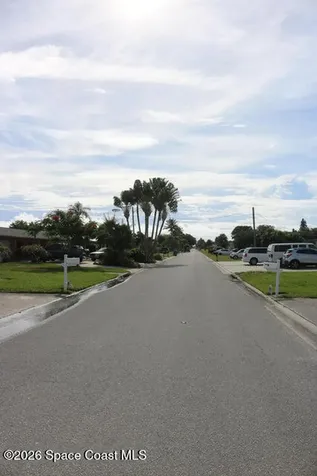 574 Grant Avenue Satellite Beach FL 32937